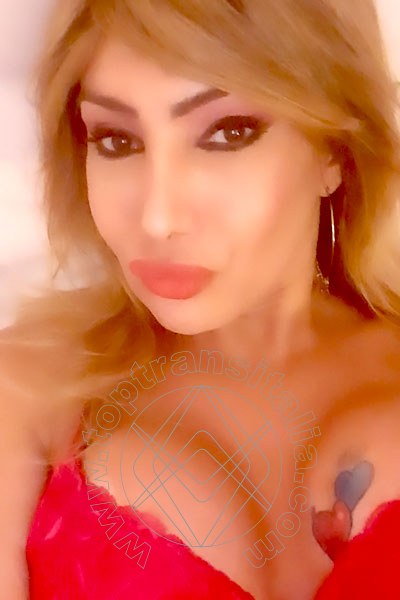 Foto selfie 21 di Izabelli Frazao Pornostar transex Milano