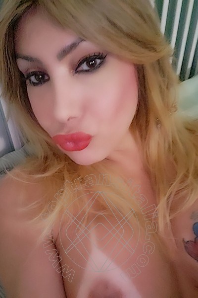 Foto selfie 43 di Izabelli Frazao Pornostar transex Milano