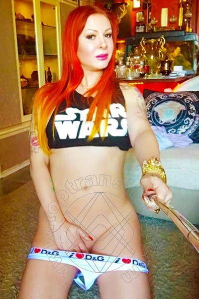 Foto selfie hot 5 di Allana transex Riccione