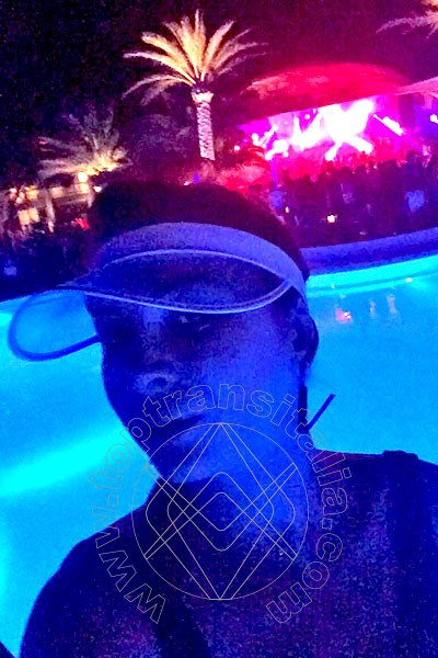 Foto selfie 35 di Allana transex Riccione
