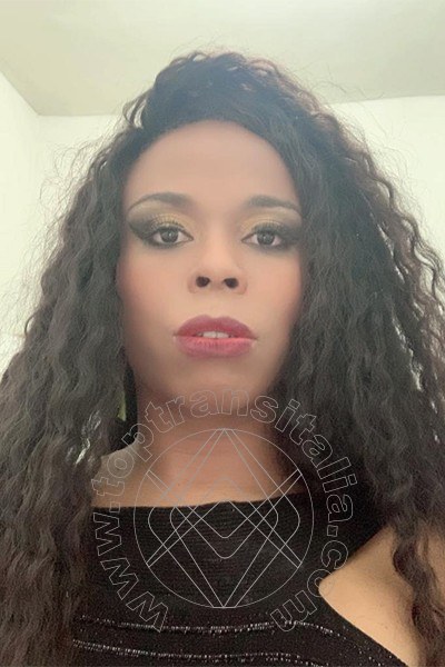 Foto selfie 6 di Monya Morosini transex Udine