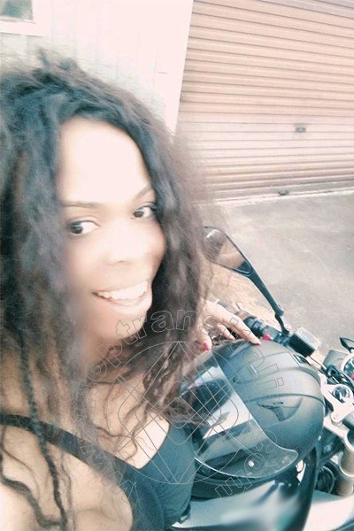 Foto selfie 14 di Monya Morosini transex Udine