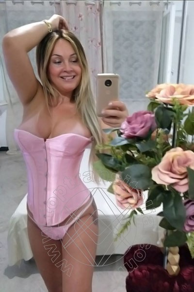 Foto selfie 54 di Dayane Callegare Pornostar transex Albissola Marina