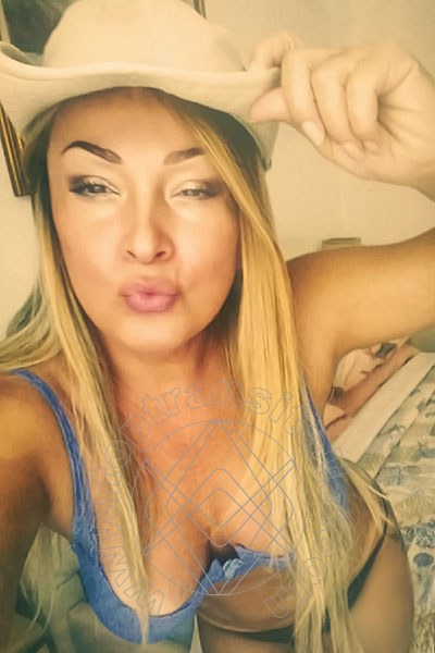 Foto selfie 48 di Dayane Callegare Pornostar transex Albissola Marina