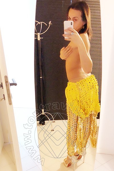 Foto selfie 88 di Samantha Dumont transex Riccione