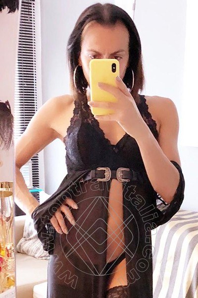 Foto selfie 56 di Samantha Dumont transex Riccione