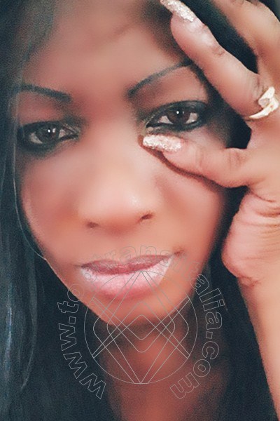 Foto selfie 5 di Pamela Santina transex Massa