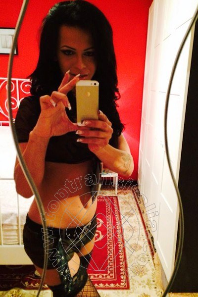 Foto selfie 28 di Natalia Rodrigues Pornostar transex Conegliano