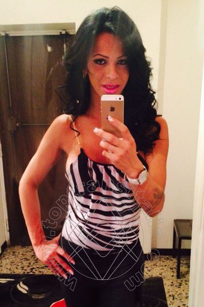 Foto selfie 27 di Natalia Rodrigues Pornostar transex Conegliano