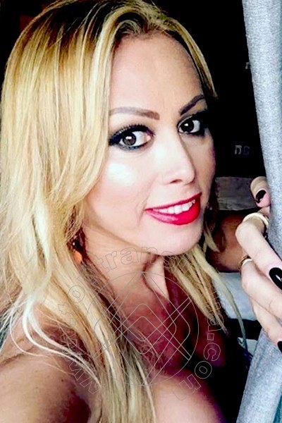 Foto selfie 63 di Michelle Prado transex Lugano