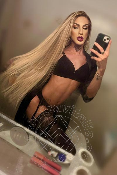 Foto selfie 54 di Dafinny Doll transex Roma