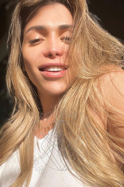 Foto selfie 40 di Nina La Vera Dea transex Ginevra