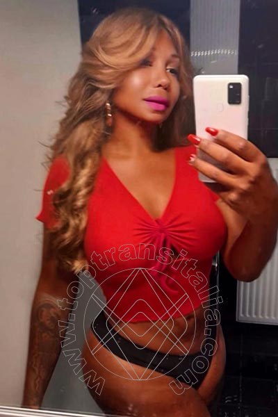Foto selfie 2 di Aline Belinelo transex Mannheim