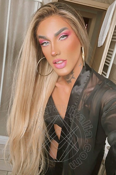 Foto selfie 51 di Dafinny Doll transex Roma