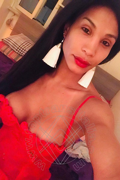 Foto selfie 69 di Mikaella Pimentell Pornostar transex Roma