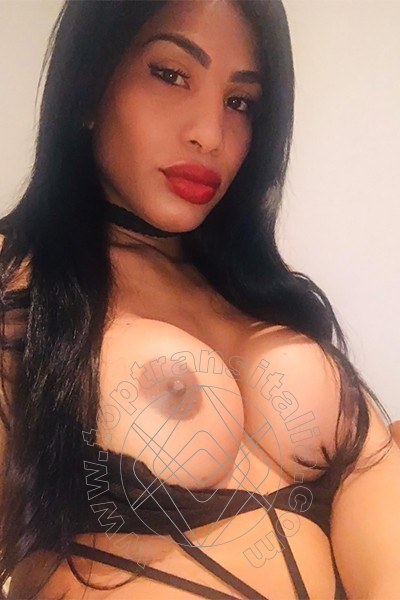 Foto selfie 41 di Mikaella Pimentell Pornostar transex Roma