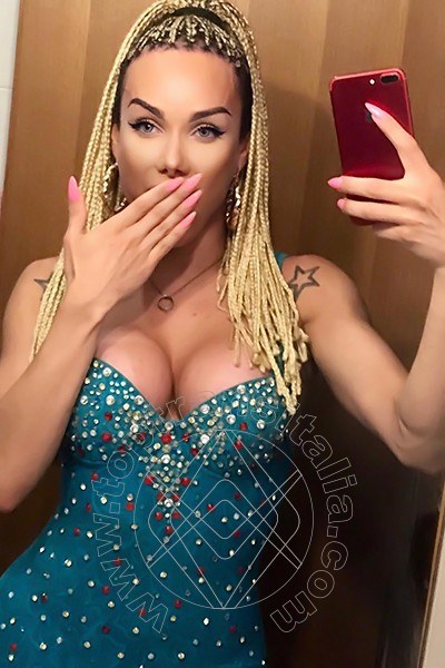 Foto selfie 29 di Kalena Rios Pornostar transex Milano