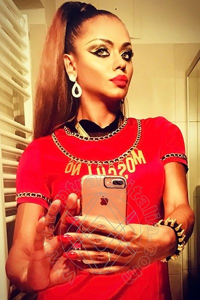 Foto selfie 27 di Veronika Havenna Superpornostar transex Bologna