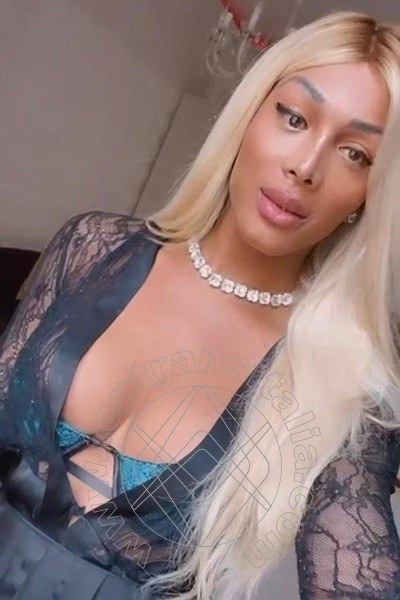 Foto selfie 13 di Camilla Brazil transex Roma