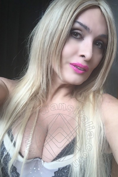 Foto selfie 79 di Nadia Grey transex Potenza