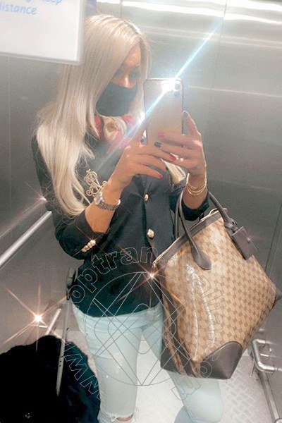 Foto selfie 425 di Pamy La Diva Stellare transex Losanna