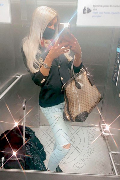 Foto selfie 421 di Pamy La Diva Stellare transex Losanna