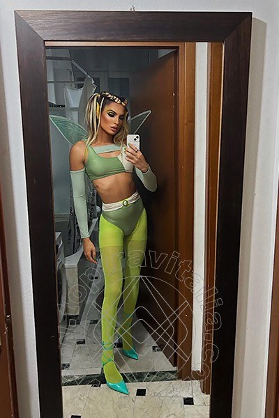 Foto selfie 5 di Leticia Blend transex Milano