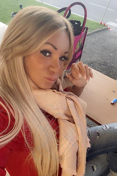 Foto selfie 131 di Pamy La Diva Stellare transex Losanna