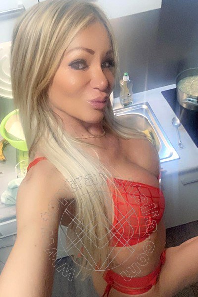 Foto selfie 63 di Pamy La Diva Stellare transex Losanna