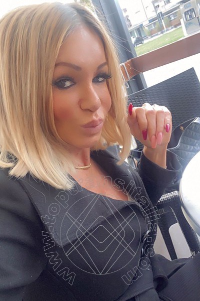 Foto selfie 38 di Pamy La Diva Stellare transex Losanna
