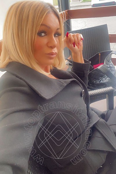 Foto selfie 35 di Pamy La Diva Stellare transex Losanna