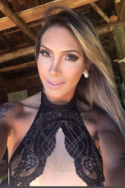 Foto selfie 32 di Mariana Ferraz transex Napoli