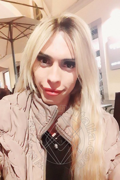 Foto selfie 8 di Amanda Sanchez transex Asti