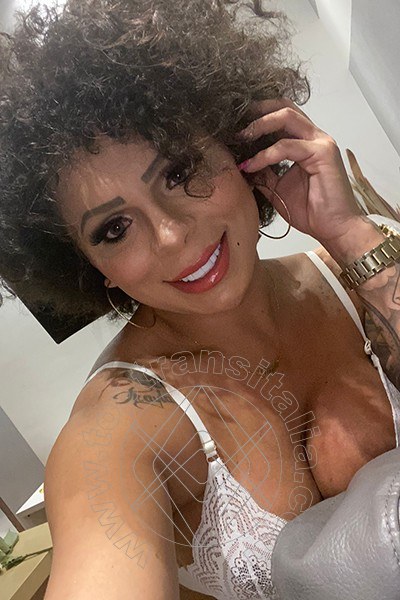 Foto selfie 4 di Thayla Santos Pornostar transex Milano