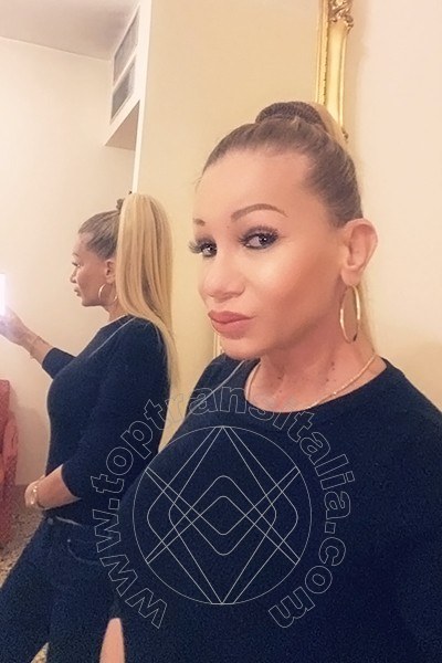Foto selfie 516 di Pamy La Diva Stellare transex Losanna