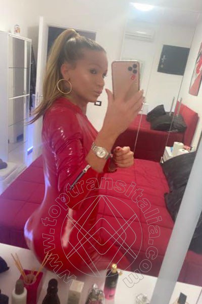 Foto selfie 590 di Pamy La Diva Stellare transex Losanna