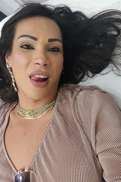 Foto selfie 43 di Jhoany Wilker Pornostar transex Bari