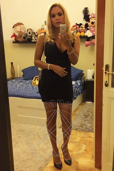 Foto selfie 166 di Adriana Ventury Pornostar transex Roma