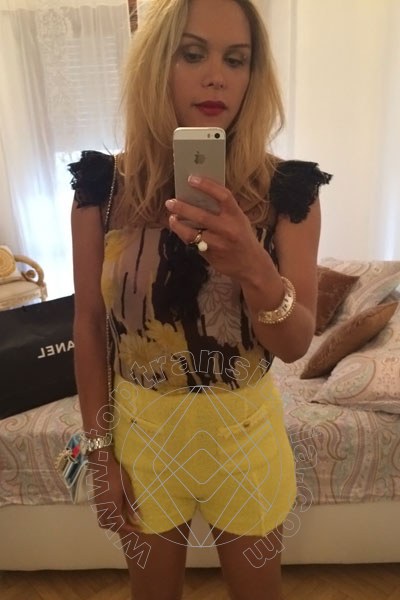 Foto selfie 160 di Adriana Ventury Pornostar transex Roma