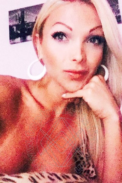 Foto selfie 76 di Carla Novaes Pornostar transex Milano
