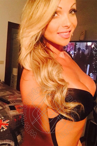 Foto selfie 84 di Carla Novaes Pornostar transex Milano