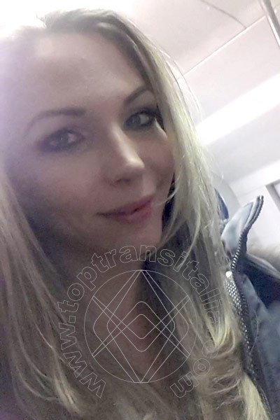 Foto selfie 128 di Laviny Albuquerque Pornostar transex Legnano