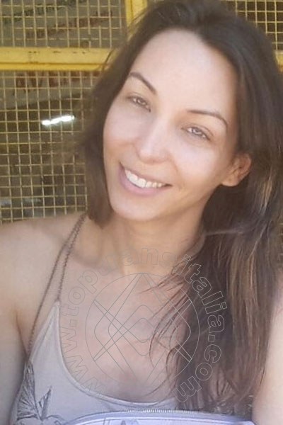 Foto selfie 77 di Laviny Albuquerque Pornostar transex Legnano