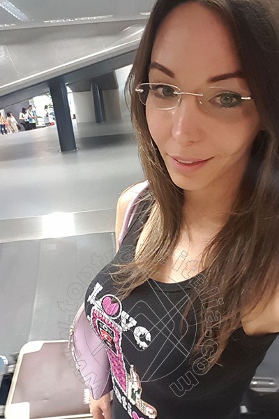Foto selfie 72 di Laviny Albuquerque Pornostar transex Legnano