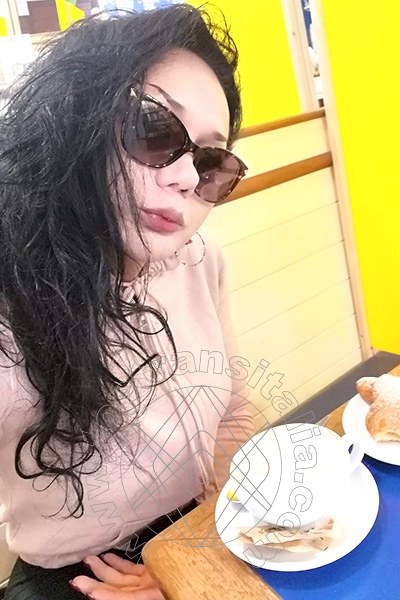Foto selfie 17 di Adriana Paulett transex Paese