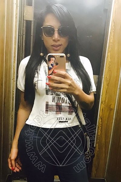 Foto selfie 32 di Aylla Gattina Pornostar transex San Paolo