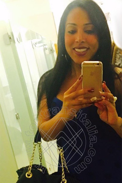 Foto selfie 2 di Aylla Gattina Pornostar transex San Paolo