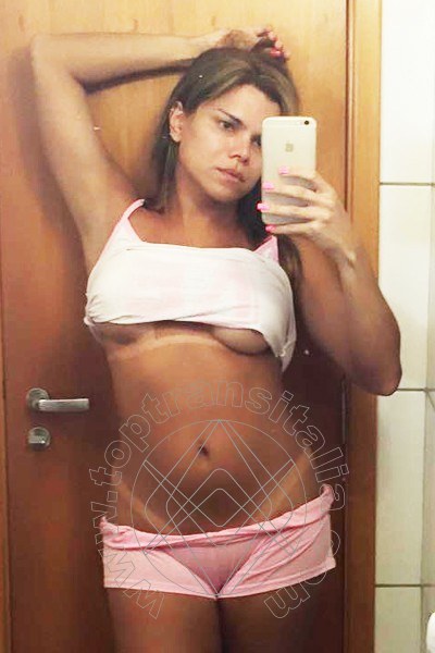 Foto selfie 116 di Hilda Brasil Pornostar transex Beausoleil