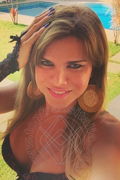 Foto selfie 121 di Hilda Brasil Pornostar transex Cannes