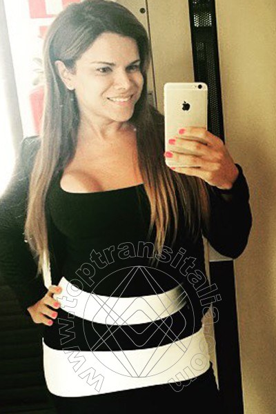 Foto selfie 84 di Hilda Brasil Pornostar transex Cannes